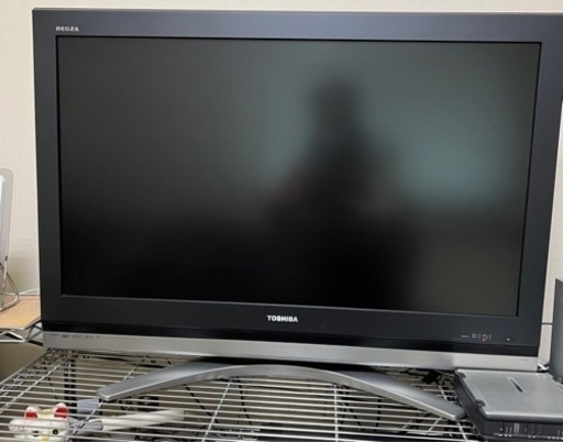 東芝レグザ37インチ液晶テレビ ＆外付けLAN接続ハードディスク2点