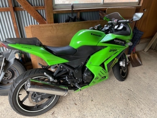 ♡ 本日受付終了』カワサキ ニンジャ250r モンスターエナジーカラー