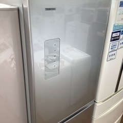安心の6ヶ月保証付！！【TOSHIBA(トウシバ)】取りに来れる方限定！5ドア冷蔵庫売ります！」 - 冷蔵庫