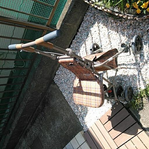 新品！手押し車　老人用