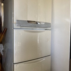 冷蔵庫　洗濯機　無料です。０円。あげます。