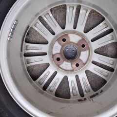 スズキ スプラッシュ純正ホイール4本組 タイヤ付き