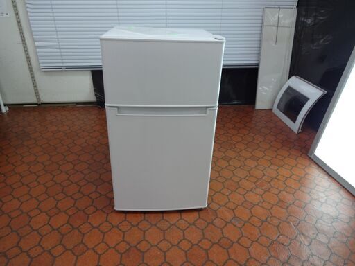 ID 004681　冷蔵庫　２ドア　ヤマダ　90L　２０１７年製　YRZ-C09B1