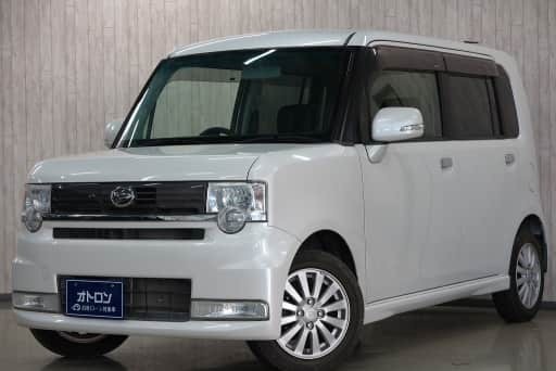 エアロ付き軽自動車 人気の白カラー 四角い形が魅力的 オトロン八王子店 相模原のムーヴの中古車 ジモティー