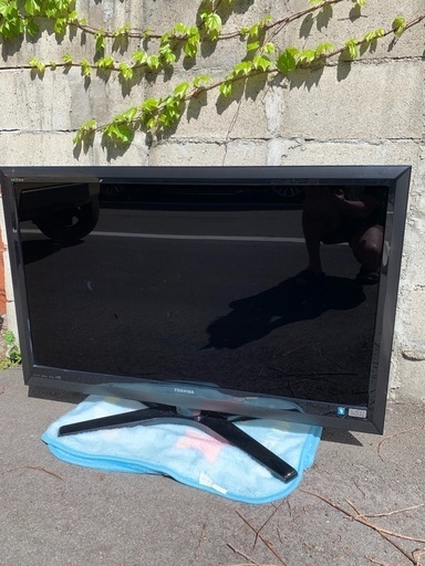 東芝 液晶テレビ REGZA 42インチ 2010年製