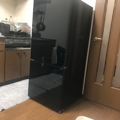 美品　黒のオシャレな冷蔵庫
