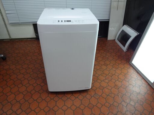 ID 012097　洗濯機　ハイセンス　5.5K　２０２１年製　AT-WM5511-WH