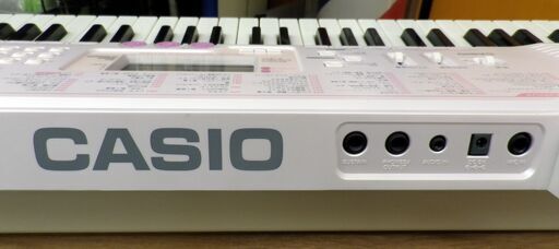 61鍵盤 キーボード CASIO 光ナビLUCE LK-107 電子キーボード カシオ 電源アダプタ付き 西岡店