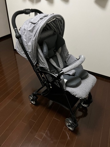 ほぼ未使用のベビーカーです