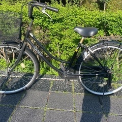 自転車　ママチャリ　黒