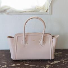 未使用フルラ(FURLA)大人気 カレッジ レザー トートバッグ...