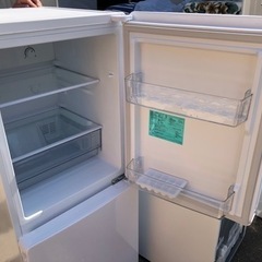 【リサイクルサービス八光　田上店　安心の3か月保証　配達設置OK】ハイアール HAIER JR-NF148B W [冷凍冷蔵庫 Haier Global Series 148L 2ドア ホワイト]