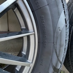 タイヤ215/65r16