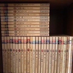 ハーレクイン・ロマンス、700冊以上まとめて