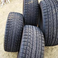 235 55R18 スタットレスタイヤ