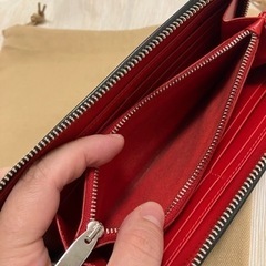 クリスチャンルブタン　ラウンドファスナー長財布 