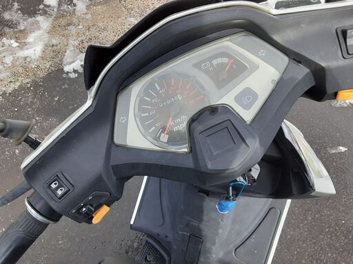 中古：ジャンク：部品取り；（KIMKO？）電動バイク（キー回しても