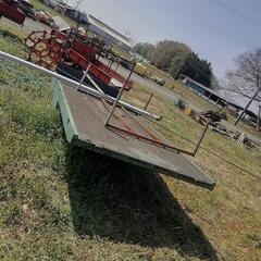 農機具 トレーラー コンバイン トラクター運搬 積載