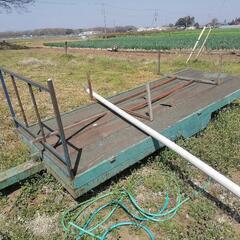 農機具 トレーラー コンバイン トラクター運搬 積載