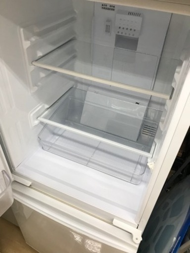 2017年式冷蔵庫 下が冷凍上が冷蔵  2万円の中古を半額以下で