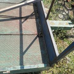 トレーラー 農機具 トラクター コンバイン 積載