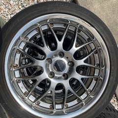 ワーク18インチホイール、ダンロップタイヤです。