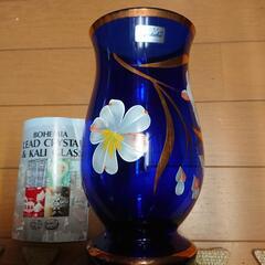 ボヘミアLEADCRYSTALの花瓶