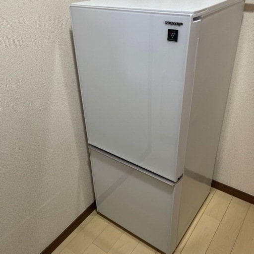 シャープ　一人暮らし用冷蔵庫　保証期間残りあり