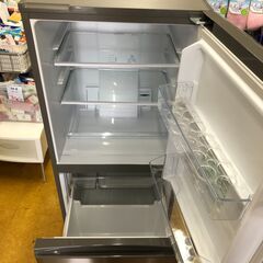 ジャングル×2 和泉大型良品館 AQUA 3ドア冷蔵庫 AQR-SV24H 2018年製