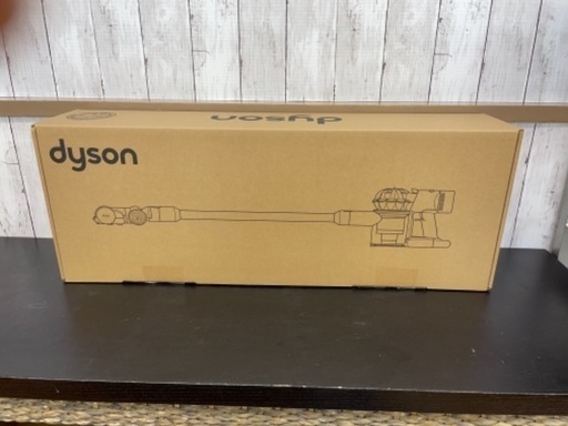 【ほぼ未使用】dyson  V8 fluffy extra 掃除機