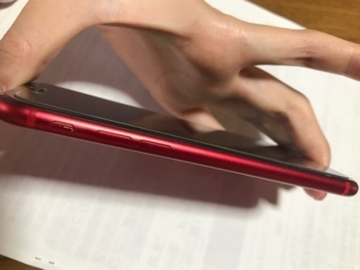 【値下げ】【美品】iPhone SE2 128㎇ レッド simフリー