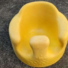 【ネット決済】Bumbo バンボベビーソファー　黄色