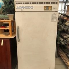 玄米低温保冷庫 アグリストッカーAGR-800 山本製作所 W850×D950×H1900 玄米低温保冷庫 アグリストッカーAGR-800 山本製作所 W850×D950×H1900