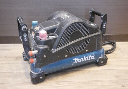 【ヤ取終了10/15】≪J449ジ≫ makita/マキタ エアーコンプレッサー 電動工具/DIY用品 電動機器/中型機器 エアーツール/コンプレッサー 難有/現状品