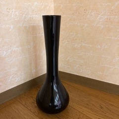 花瓶　黒