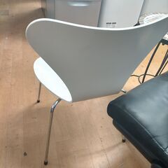 G5369 スタッキングチェア Fritz Hansen カード利用可能 家具 送料A 