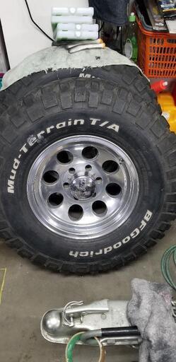 タイヤ、ホイール バリ山！285 75 16 BF goodrich ミッキートンプソン