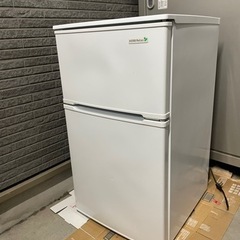 2018年製　冷蔵庫