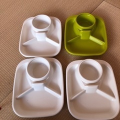 子供用プラスチック皿　4個