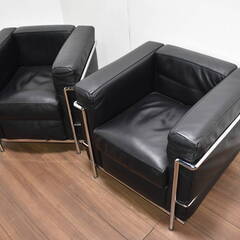 【ヤ取終了4/21】≪zy254≫美品 リプロダクト CASSINA/カッシーナ ル・コルビジェ LS2 高級 1人掛けソファー 2脚セット 本革 31107-01