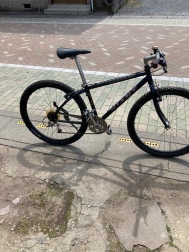 ジャイアント　クラシック　MTB　ATX　９６０　紺色