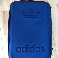 アディダス　adidas スーツケース