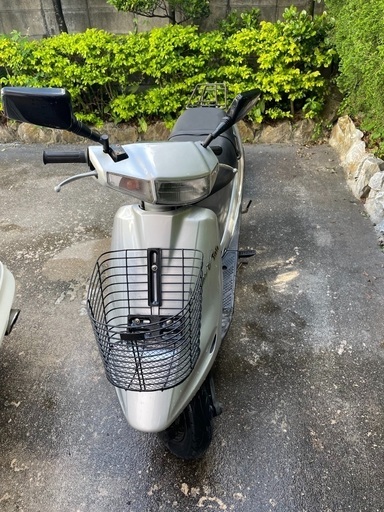 V100 11型