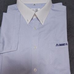 またまた値下げしました❗️神戸国際大学附属高等学校の半袖ワイシャツ