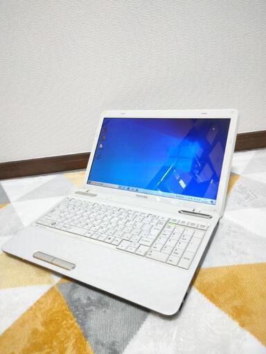 【Blu-Rayドライブ搭載♪Blu-Rayが見れちゃいます♪】TOSHIBA　DynaBook　お洒落なホワイト♪ Windows10 core i5 メモリ8GB 高速SSD250GB バッテリー新品　ブルーレイドライブ搭載　ノートパソコン　セットアップ済ですぐつかえる♪ 中古　 激安pc 格安　動作品