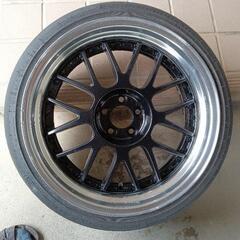 18インチ100pcd 5穴 8j9jオフセット不明