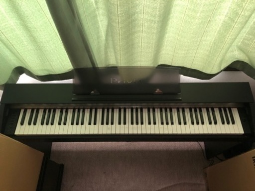 電子ピアノ