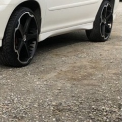 車　タイヤホイール　ジオバンナ
