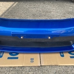 スバル インプレッサ ハッチ GG3 GG2 中期 涙目c〜e型 フロントバンパー フォグ付き