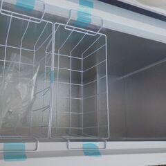 ID000358　冷凍ストッカー２０５Ｌ（２０２２年ハイアール製）アウトレット